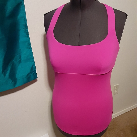 lululemon athletica Tops - Lululemon womens tank